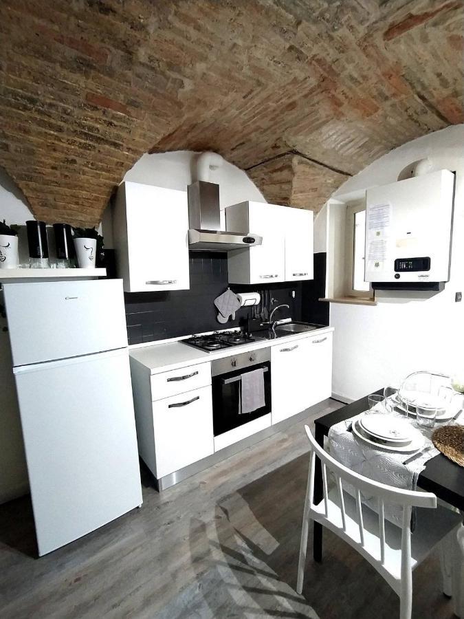 Casa In Centro Storico Vista Gran Sasso Apartment Atri Ngoại thất bức ảnh