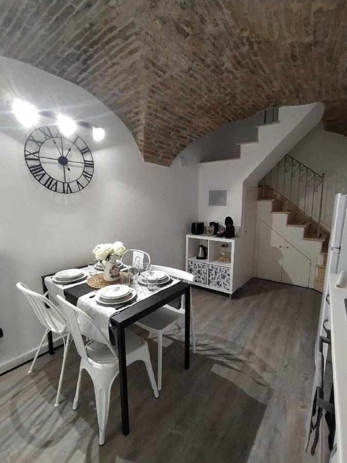 Casa In Centro Storico Vista Gran Sasso Apartment Atri Ngoại thất bức ảnh