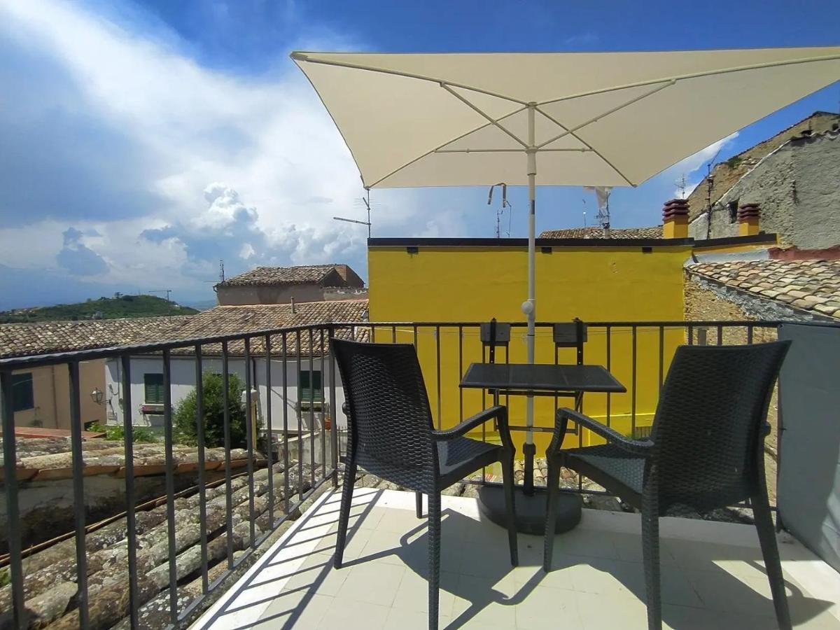 Casa In Centro Storico Vista Gran Sasso Apartment Atri Ngoại thất bức ảnh