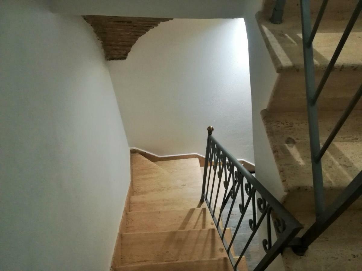 Casa In Centro Storico Vista Gran Sasso Apartment Atri Ngoại thất bức ảnh